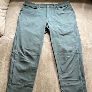Lululemon ABC Slim Pants Warpstreme 30x32